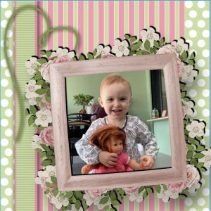 Raphaëlle et sa poupée