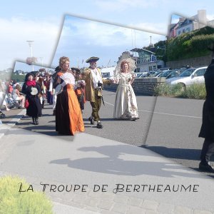 La troupe de Bertheaume 2012.jpg