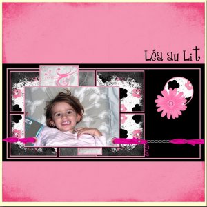 Léa au lit