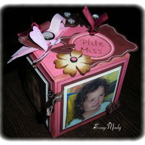 cube photo