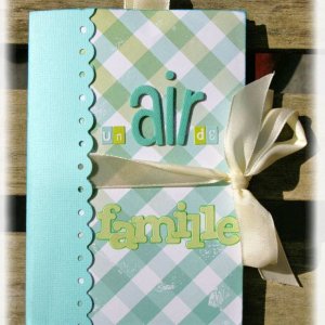 mini book ENTRE SOEURS couverture