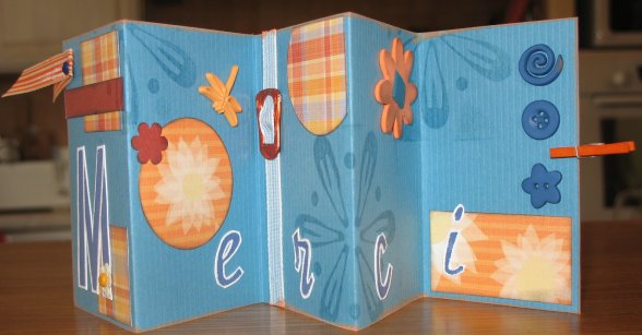 carte MERCI accordéon
