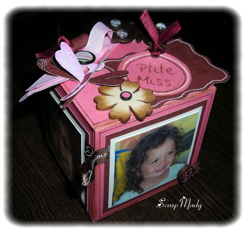 cube photo