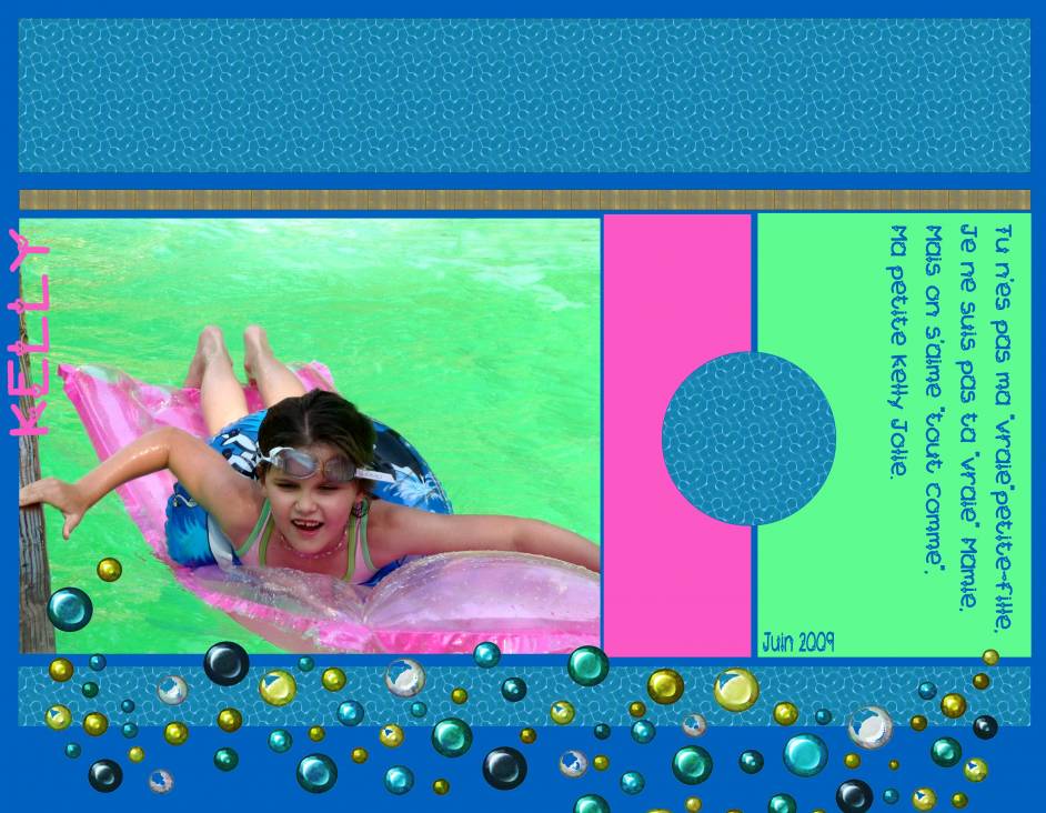 Kelly dans la piscine