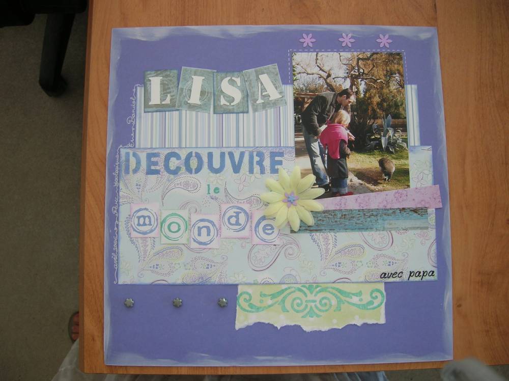 lisa découvre le monde avec papa