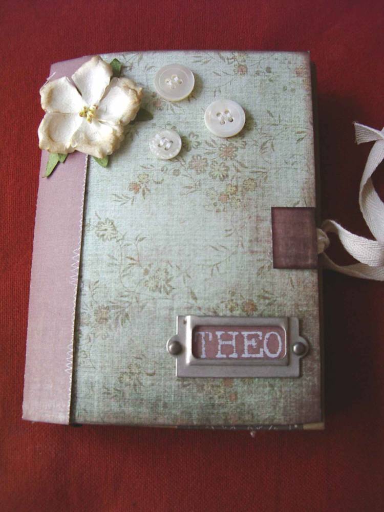 Mini Album Théo, 3 mois