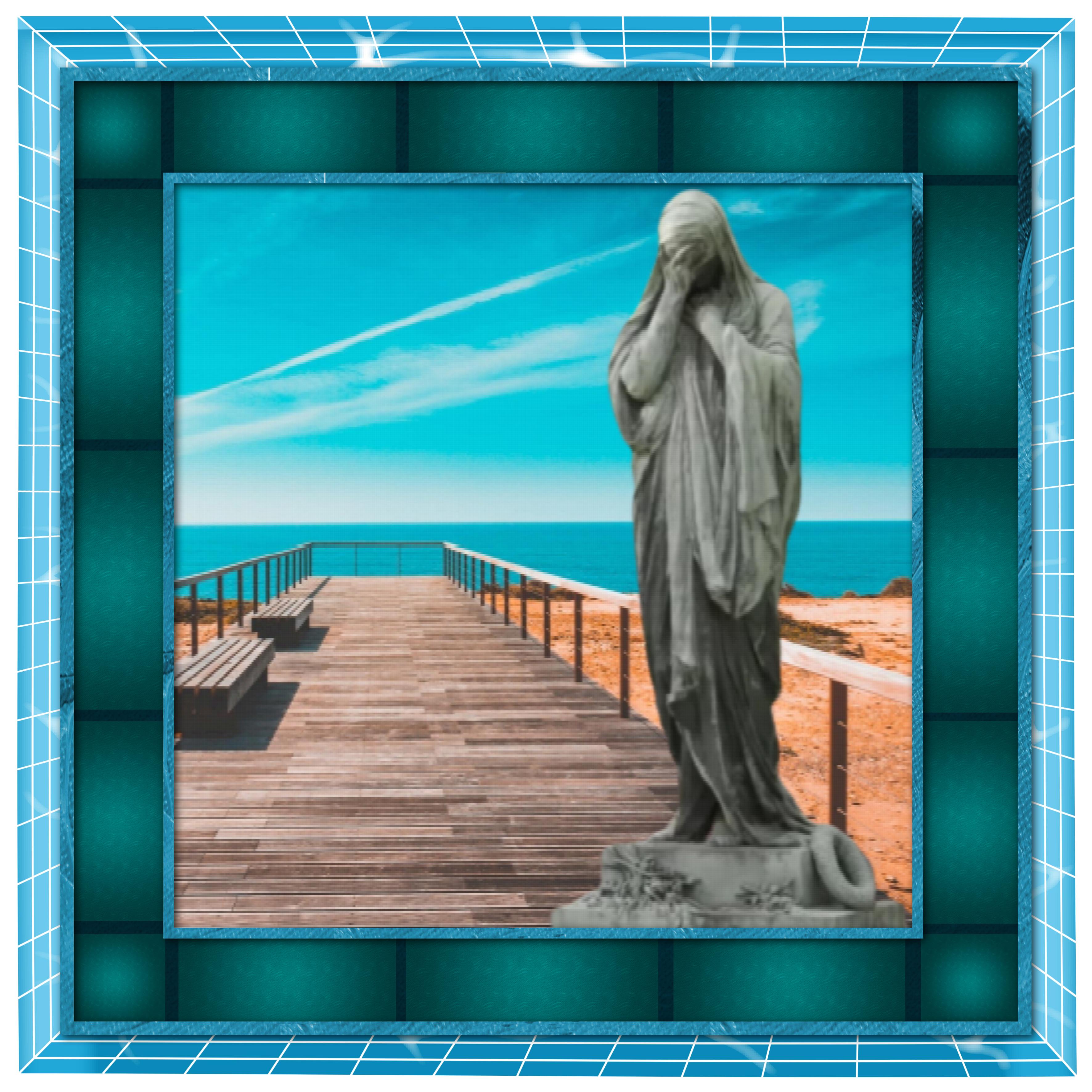 statue au bord de mer.jpg