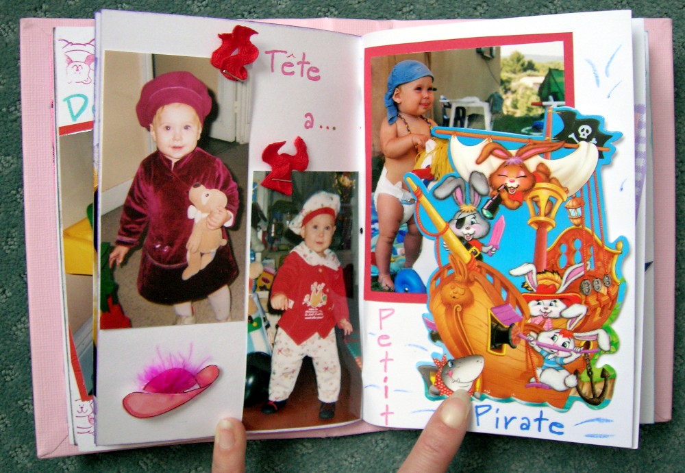 tête à chapeau et petit pirate