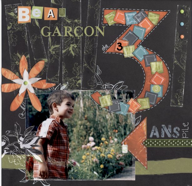 Un beau garçon de 3 ans pile **Rouge de Garance**