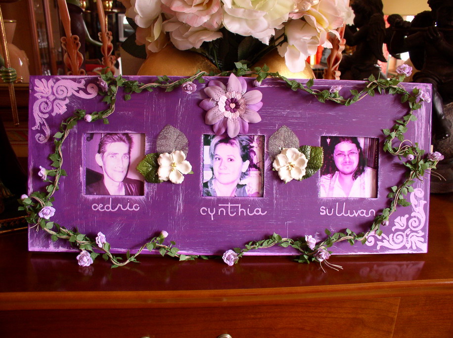 Un petit cadeau....Un cadre scrapé pour ma maman!